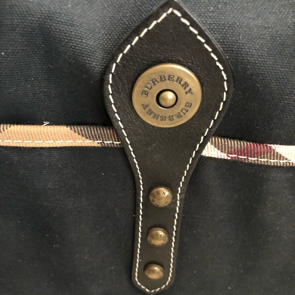 Burberry Tote - Picture 3 of 4